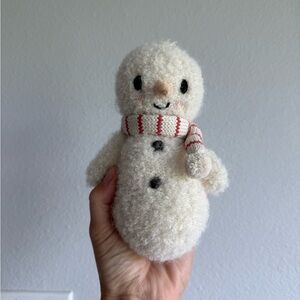 Cuddle + Kind Snowman
